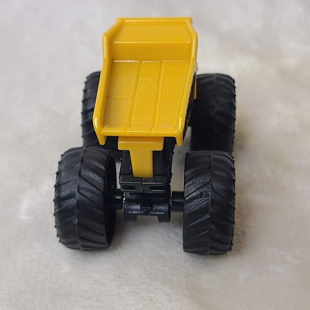 Hot Wheels Monster Trucks Gotta Dump Yellow Dump Truck Mattel - Picture 6 of 8